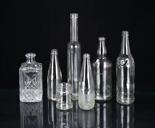 玻璃瓶與塑料瓶的環保之爭 為何研究發現白酒玻璃瓶可能危害更大？